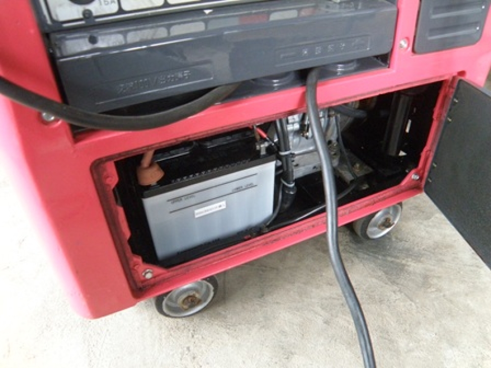 購入してきたバッテリーと交換した