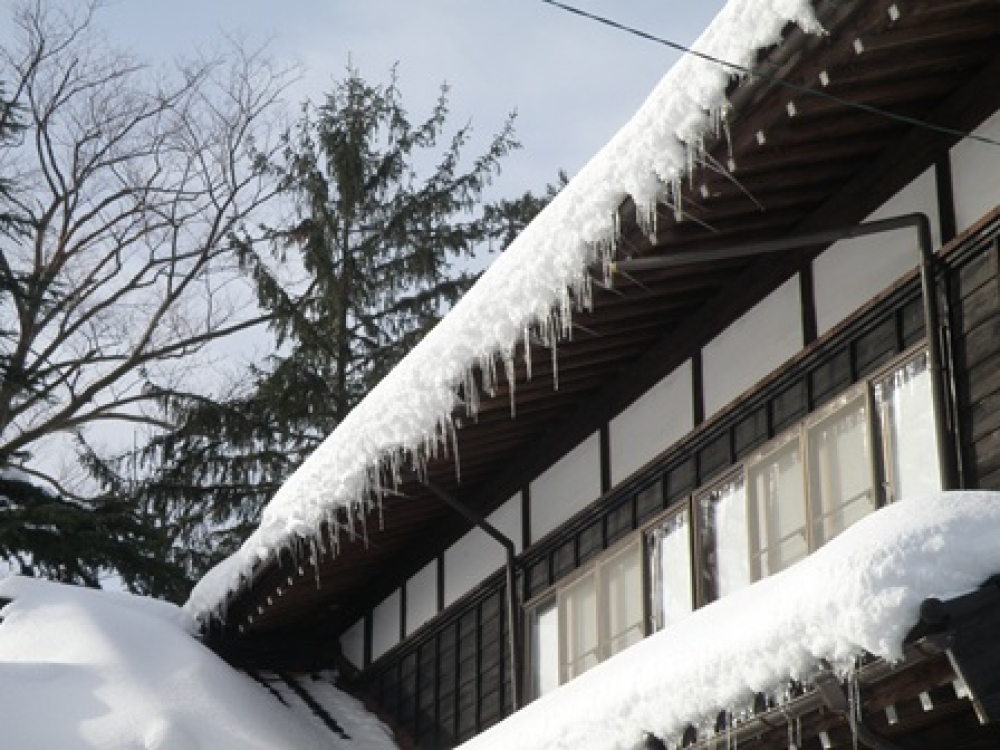 自宅軒下のつらら